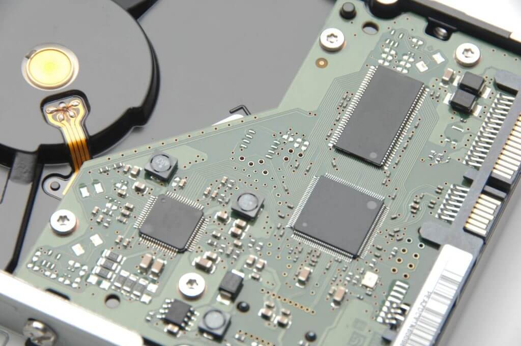 メンテナンス性抜群！ハードディスク増設カスタマイズ